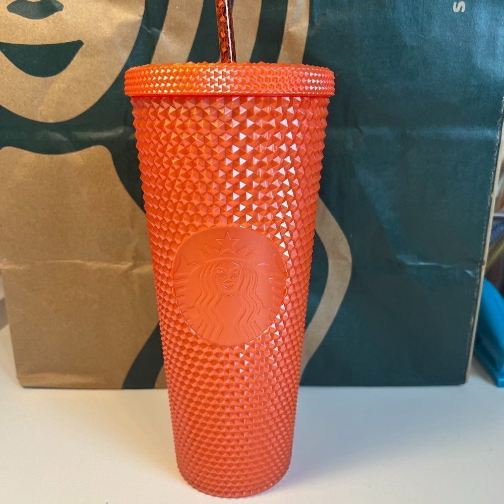Starbucks 2022 Studded Orange Venti Tumbler Holiday 24 oz/710 ml NWT